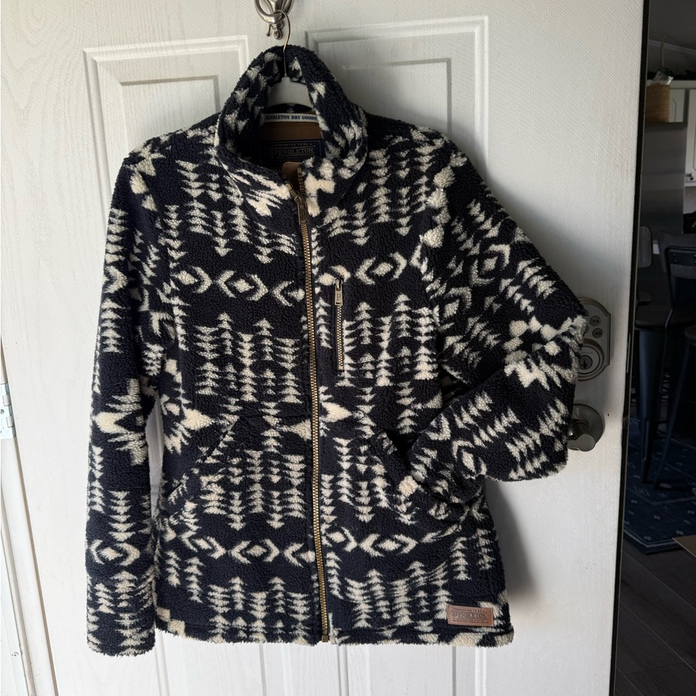 Women's Navy and White Patterned Pendleton Jacket - image 1